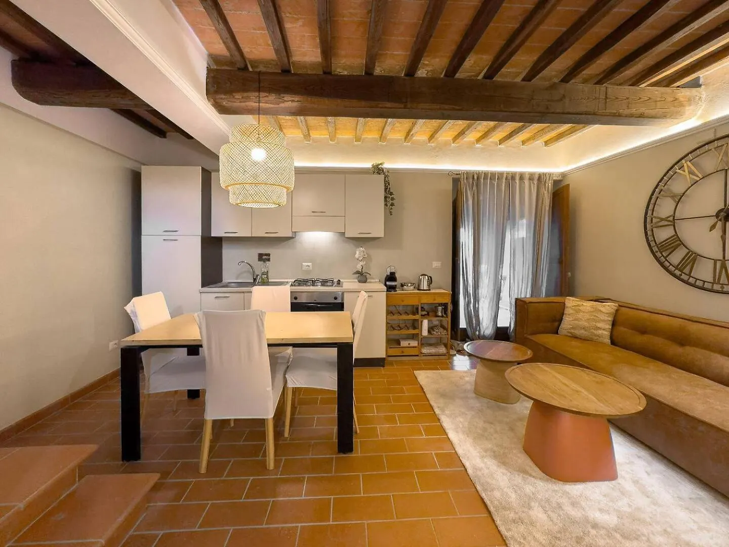 Prestigious Home - Pool, Gazebo, And Stellar Views Mazzolla شقة